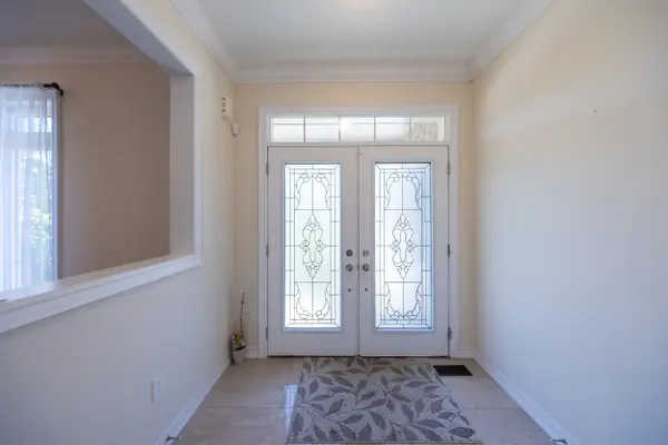 14 Aldridge LN, Clarington, ON L1B 0V6