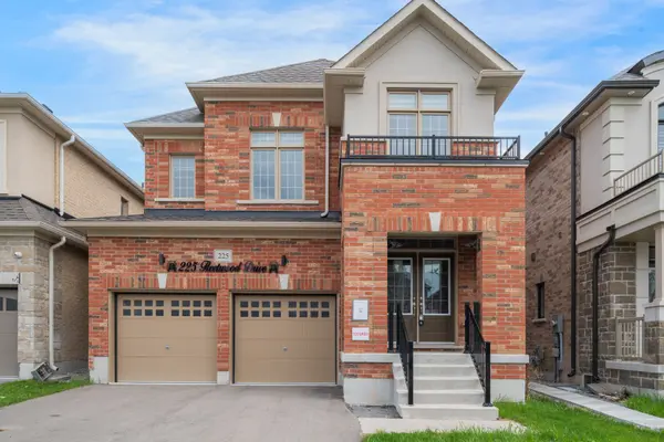 225 Fleetwood DR, Oshawa, ON L1T 3E7