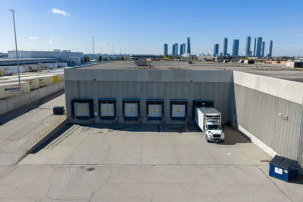1165 Creditstone RD, Vaughan, ON L4K 4N7