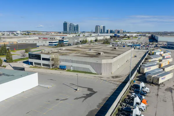 1165 Creditstone RD, Vaughan, ON L4K 4N7