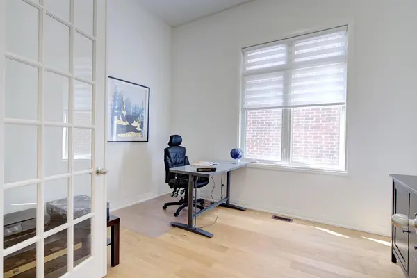 96 Bond CRES, Richmond Hill, ON L4E 3K7