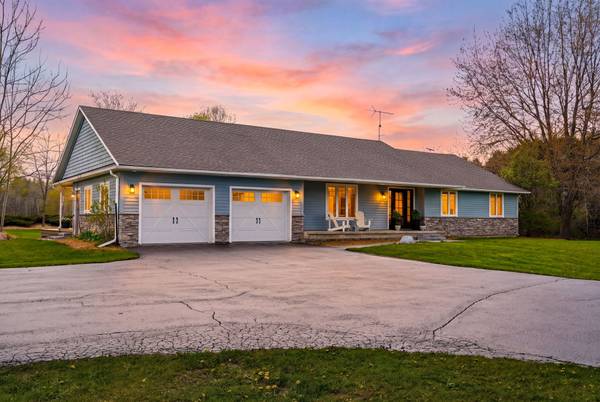 7196 McNiven RD, Milton, ON L0P 1B0
