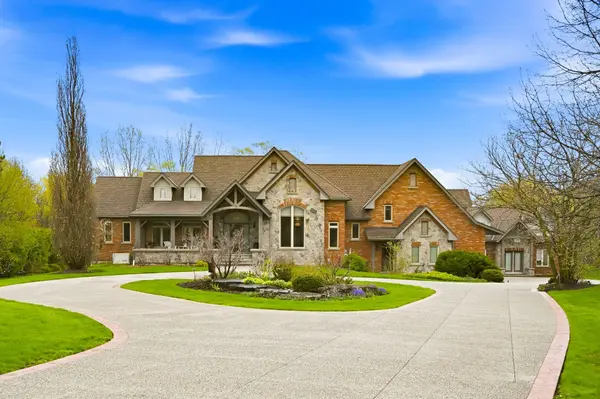 6423 Chelsea RD, Burlington, ON L7P 0M8