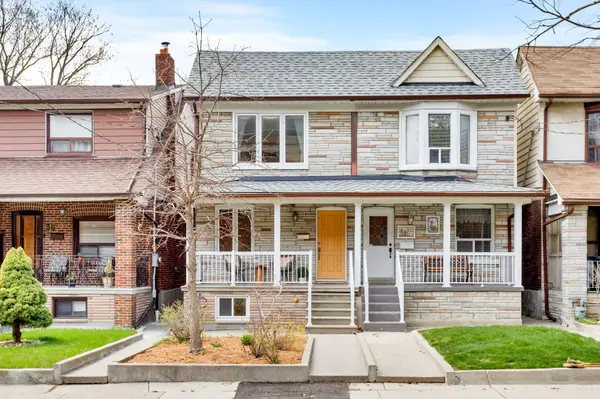 38 Wiltshire AVE, Toronto W03, ON M6N 2V9