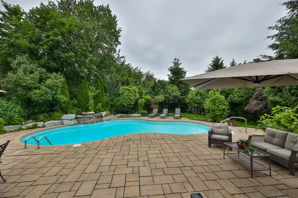 2275 Whitecliffe WAY, Oakville, ON L6M 4W3