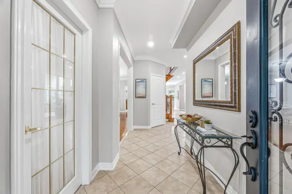 2275 Whitecliffe WAY, Oakville, ON L6M 4W3