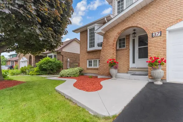 37 Blackthorn LN, Brampton, ON L6V 3K7
