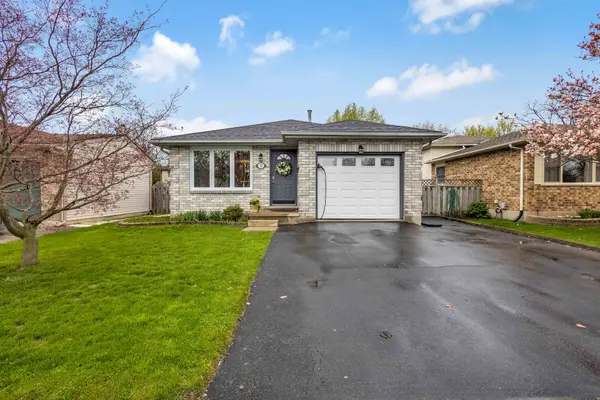 57 Coxwell CRES, Brantford, ON N3P 1P5