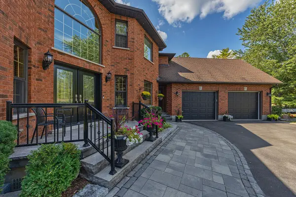 4750 Bath RD, Loyalist, ON K0H 1G0