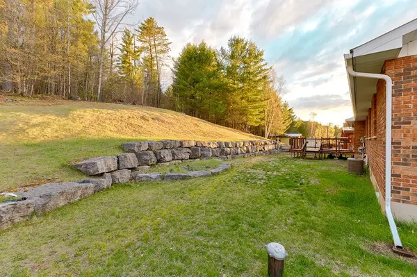 107 Augsburg RD, Bonnechere Valley, ON K0J 1T0