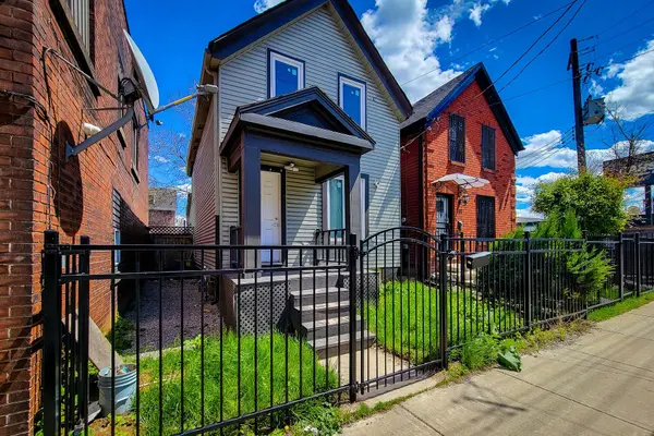 334 Gage AVE, Hamilton, ON L8L 7A7