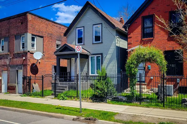334 Gage AVE, Hamilton, ON L8L 7A7