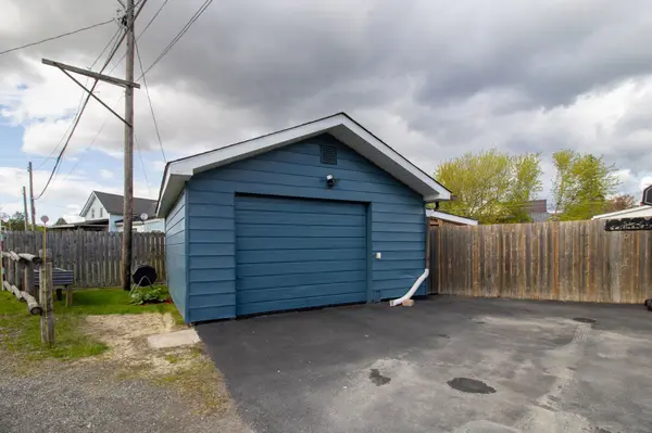 2038 Dundas ST, Edwardsburgh/cardinal, ON K0E 1E0
