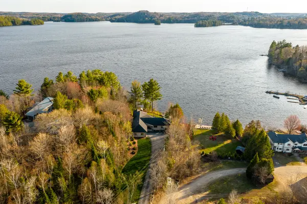 245 Allisons Point RD, Huntsville, ON P1H 1B5