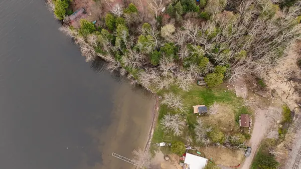 2 Cedar LN, Bonfield, ON P0H 1E0
