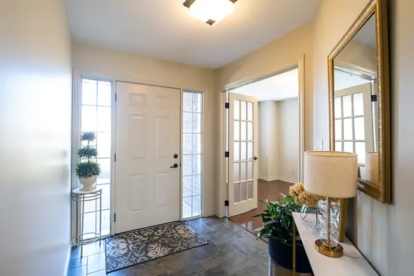 4 Hickory CT, Brighton, ON K0K 1H0