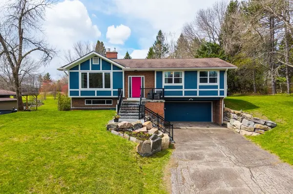 14 Curling RD, Bracebridge, ON P1L 1M6