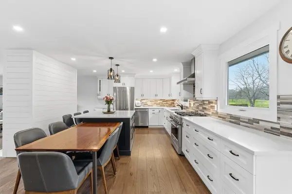 14 Curling RD, Bracebridge, ON P1L 1M6