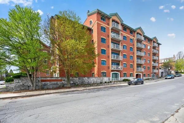 2 Bay ST #202, Kingston, ON K7K 6T7
