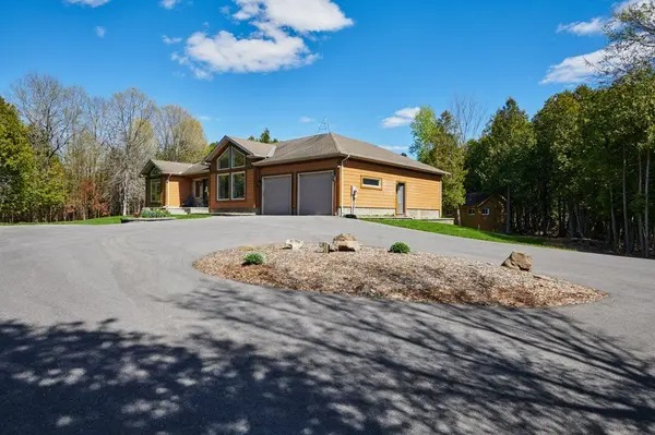 8040 Iveson DR, Greely - Metcalfe - Osgoode - Vernon And Area, ON K0A 2P0