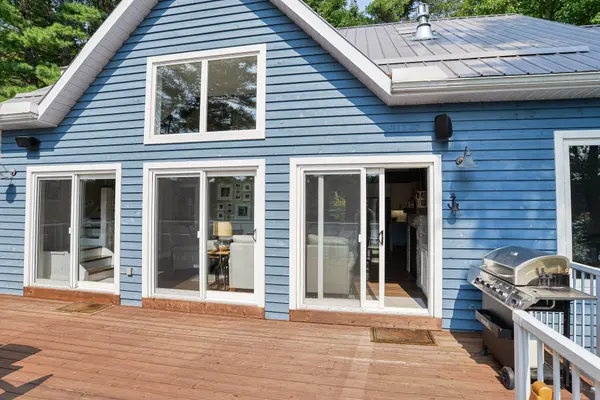 27 Island 35LM (Miller Island) N/A, Gravenhurst, ON P1P 1R2