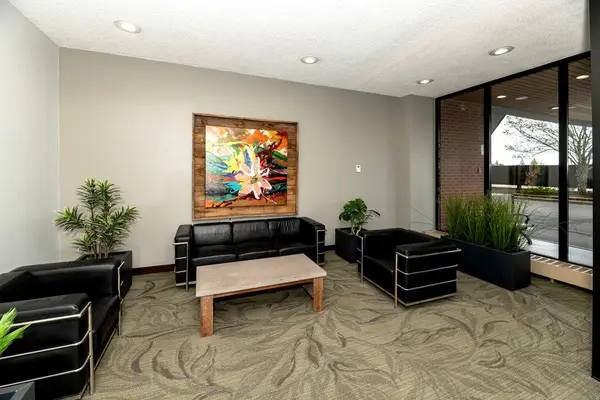 2951 Riverside DR #502, Billings Bridge - Riverside Park And Area, ON K1V 8W6