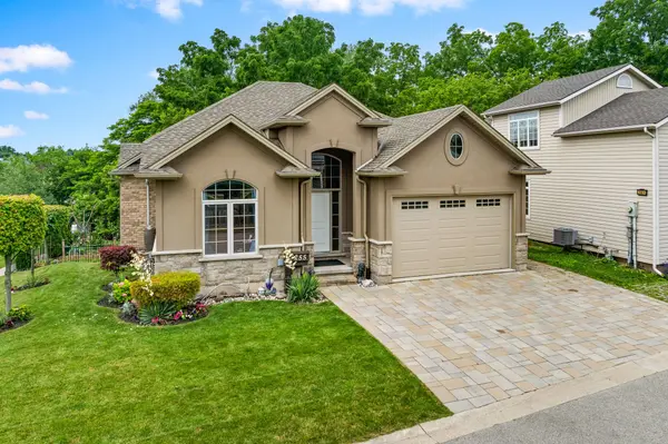 255 Lakeshore RD, St. Catharines, ON L2M 1R9