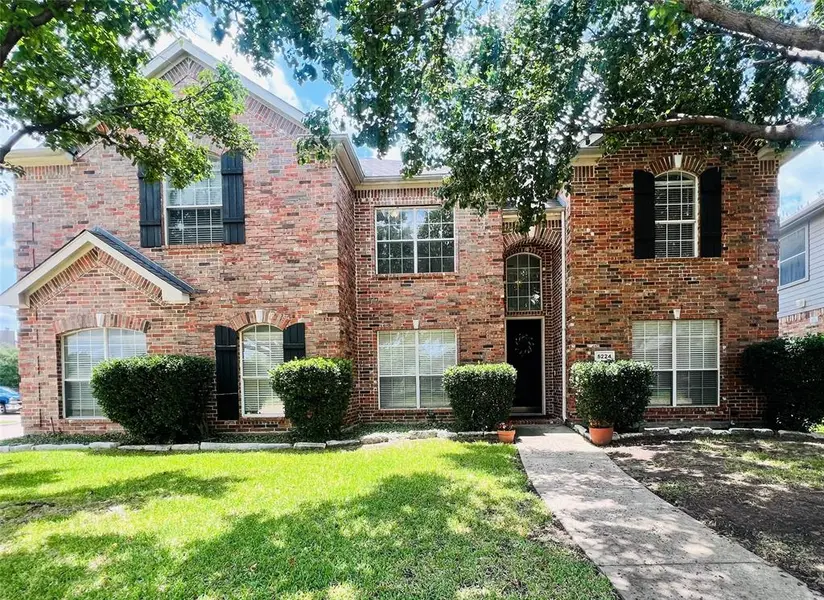 5224 Bay View Drive, Fort Worth, TX 76244