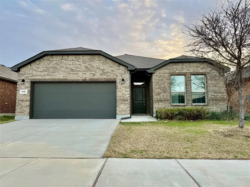 816 Wilmott Terrace, Fort Worth, TX 76247