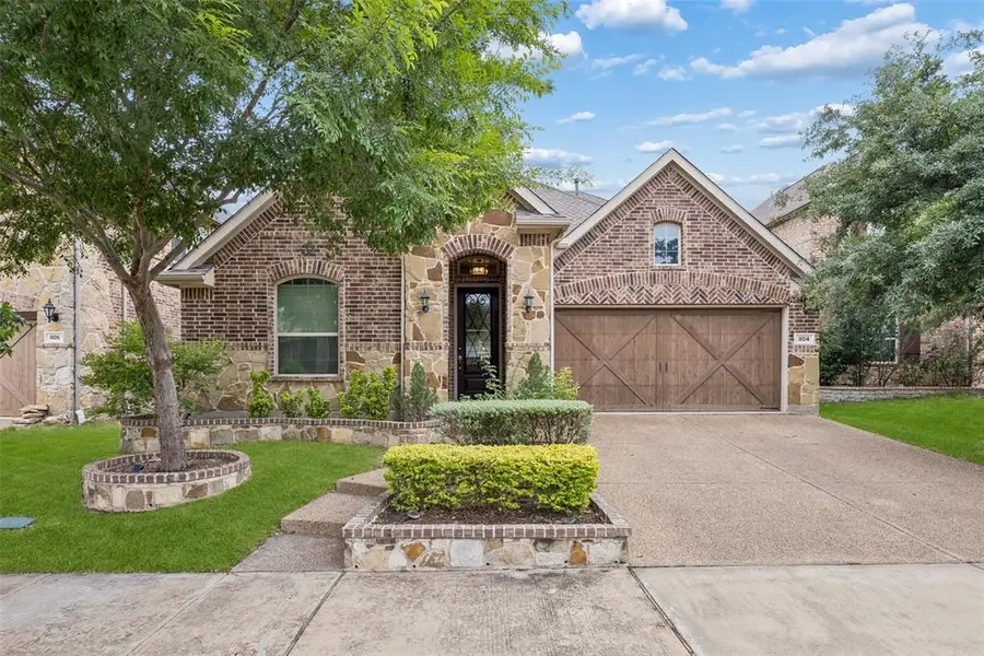 804 Duckett Drive, Euless, TX 76039
