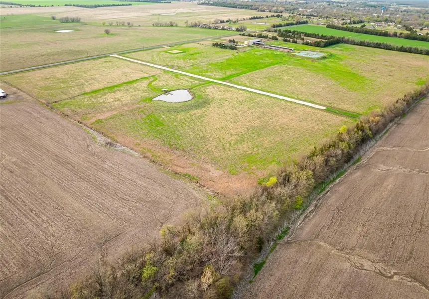 108 Private Rd 14025, Blossom, TX 75416