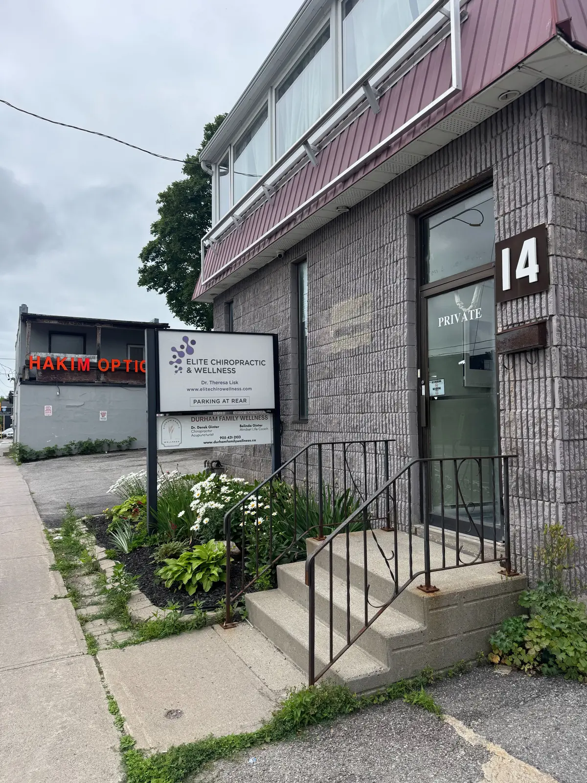 14 Ritson RD N, Oshawa, ON L1G 5P3