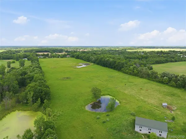 12229 Baldwin RD, Gaines Township, MI 48436
