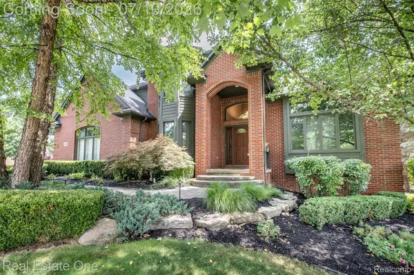 4488 Philip, Commerce Charter Township, MI 48382