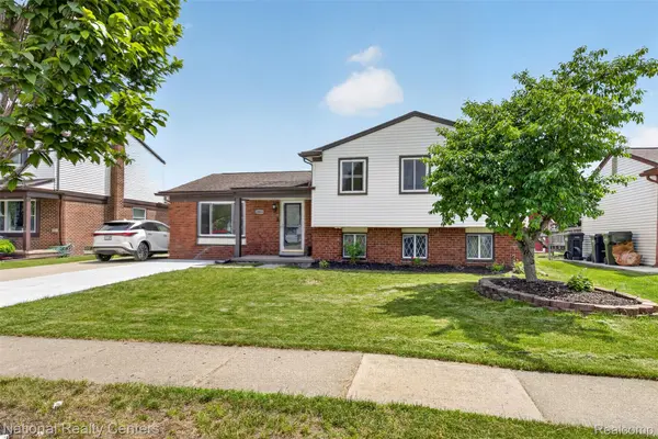 40014 Eagle DR, Sterling Heights, MI 48310