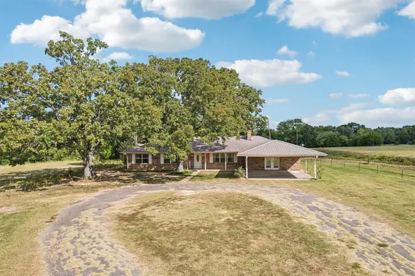 1612 VZ County Road 2801, Mabank, TX 75147
