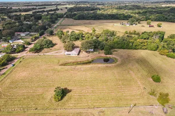 1612 VZ County Road 2801, Mabank, TX 75147