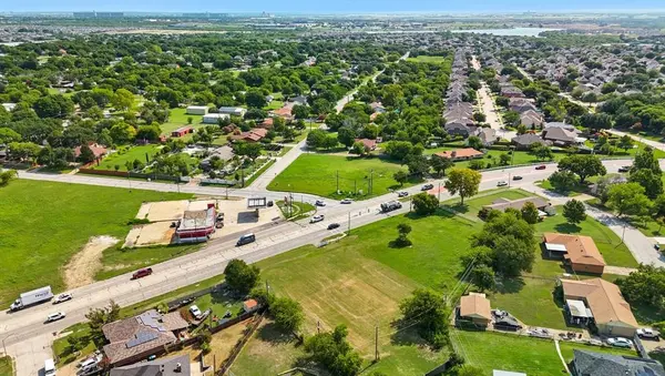 5295 Boat Club Road, Fort Worth, TX 76135