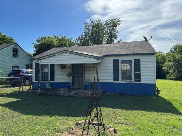 9208 Newhall Street, Dallas, TX 75232