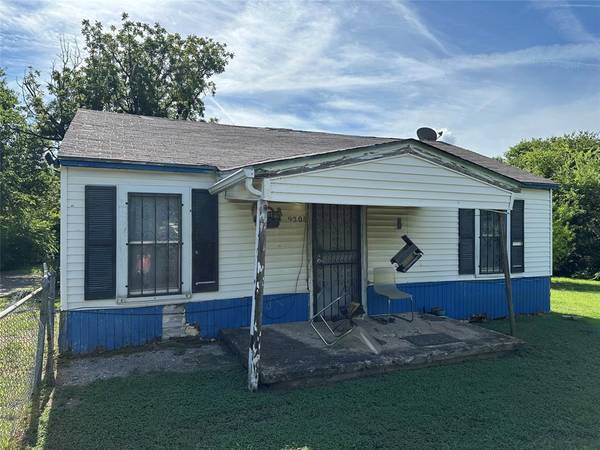 9208 Newhall Street, Dallas, TX 75232