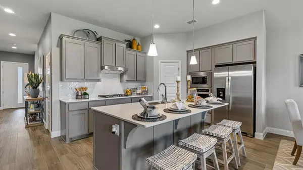 2601 STARLING Street, Denton, TX 76205