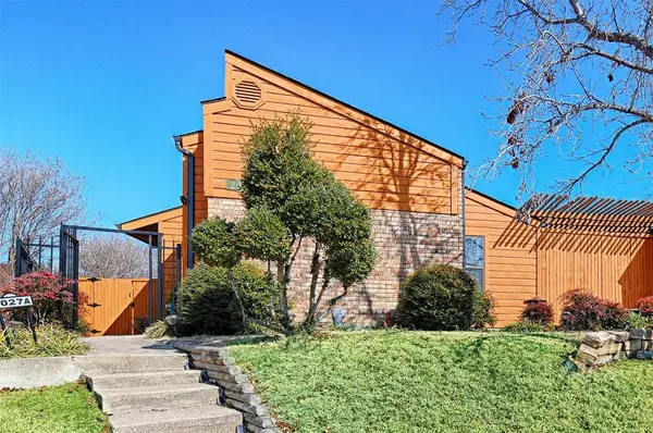 2027 Springwood Place #A, Carrollton, TX 75006