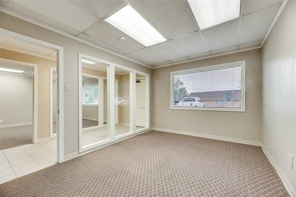 606 W Wheatland Road #103, Duncanville, TX 75116