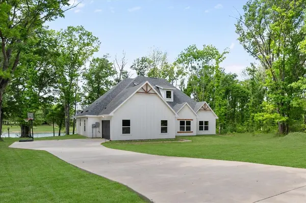 1014 Deep Water Cove, Corsicana, TX 75109