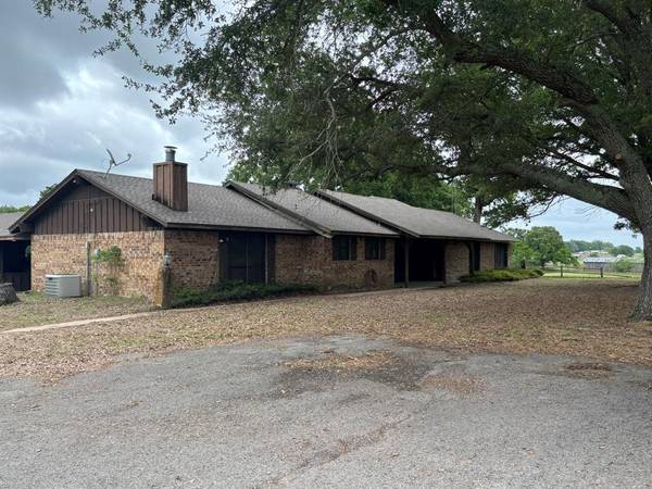 14070 County Road 3520, Brownsboro, TX 75756