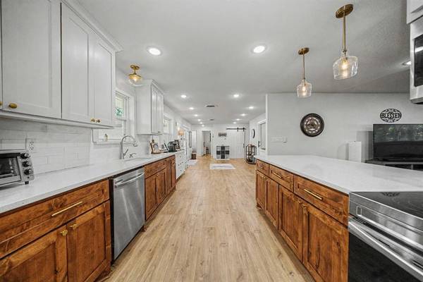401 NW 32nd Street, Mineral Wells, TX 76067