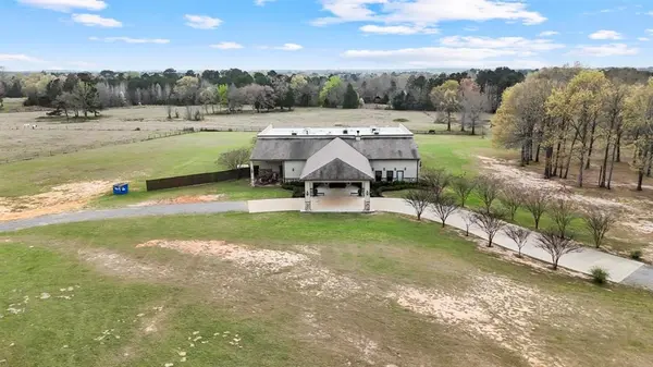 14284 N 322 Highway, Kilgore, TX 75662