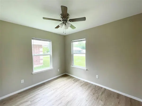1624 Roy Street, Gainesville, TX 76240