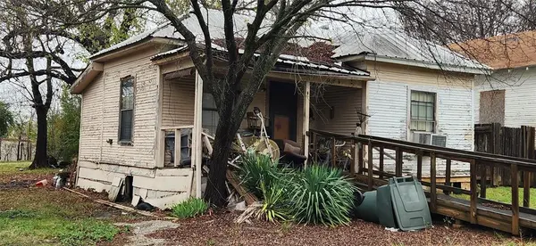 1407 E Wells Avenue, Sherman, TX 75090