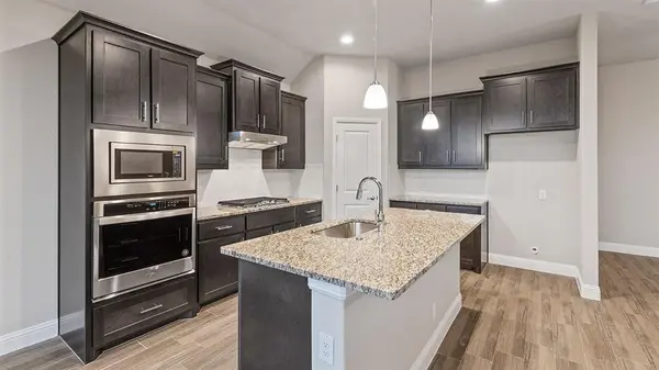 10424 PALMETTO Street, Grand Prairie, TX 76065